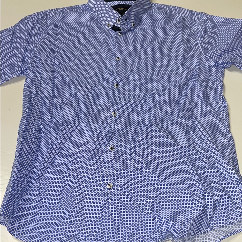 Lloyd & Jefferson short sleeve button down size large